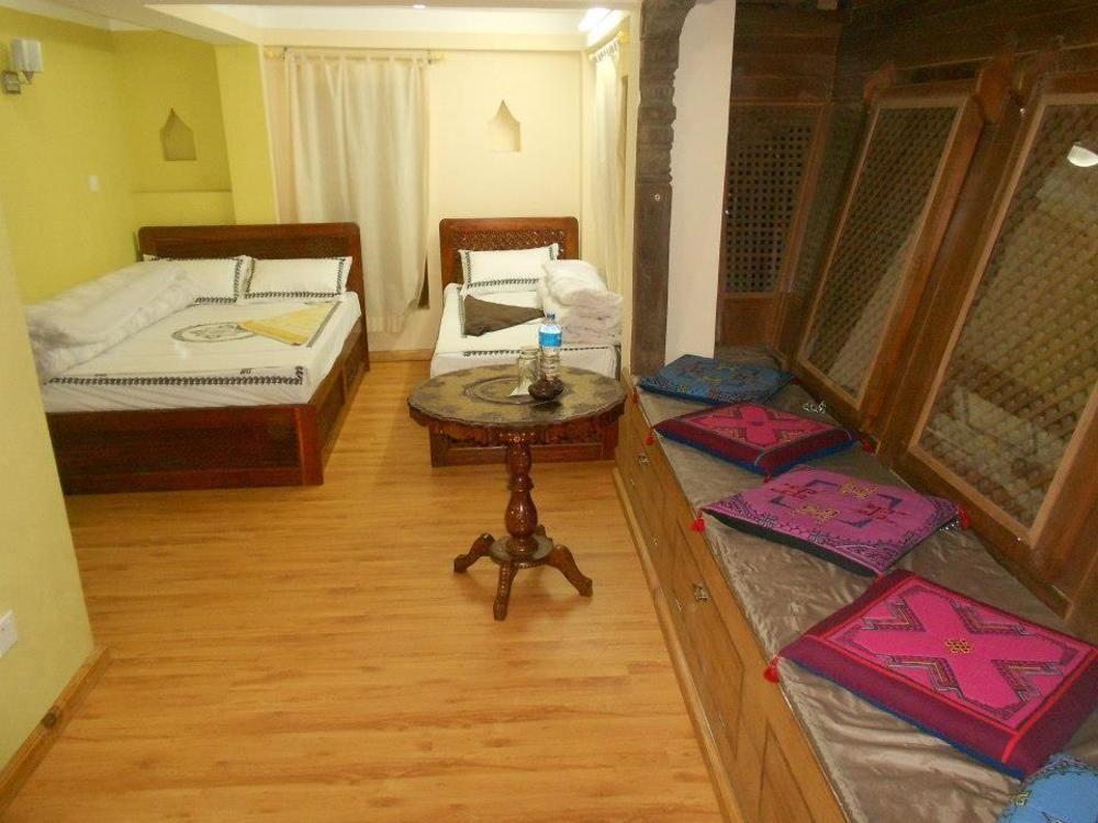 Sunny Guest House And Cafe Bhaktapur Ngoại thất bức ảnh